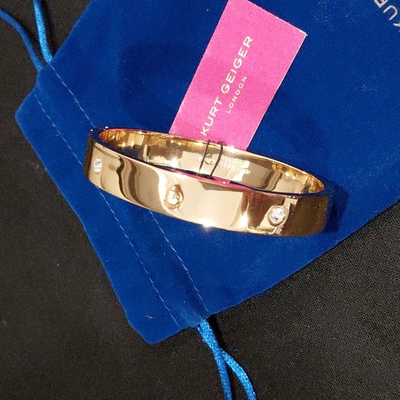 Kurt Geiger Accessories - KURT GEIGER LONDON HINGED BRACELET